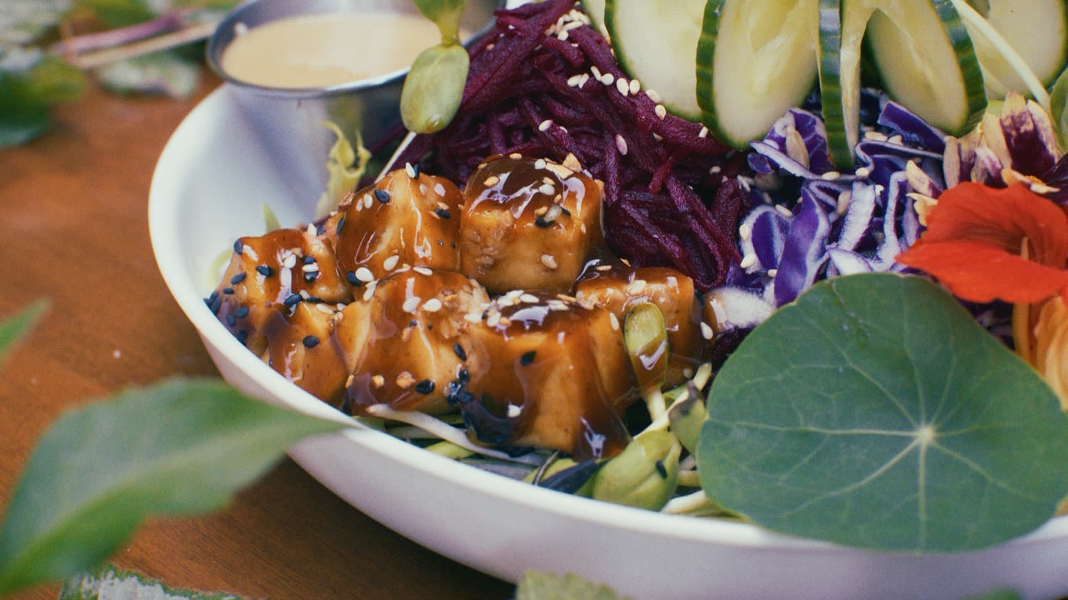 Teriyaki tofu rice bowl
